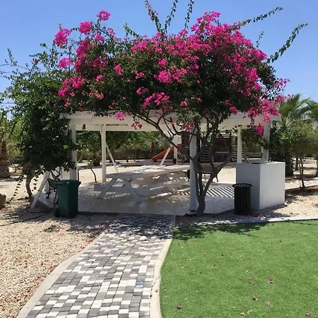 Caezar Beach Apartament *