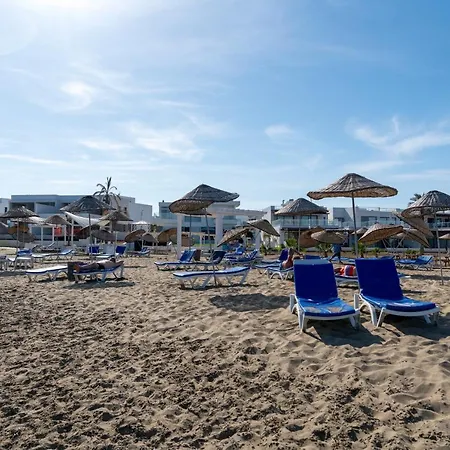 Апартаменты Caezar Beach Apartament *