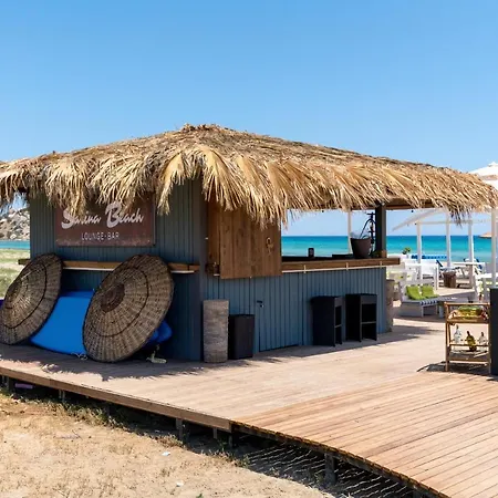 Caezar Beach Apartament 公寓