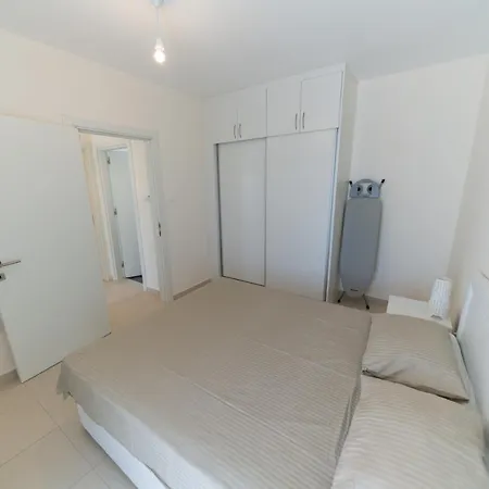 Caezar Beach Apartament *